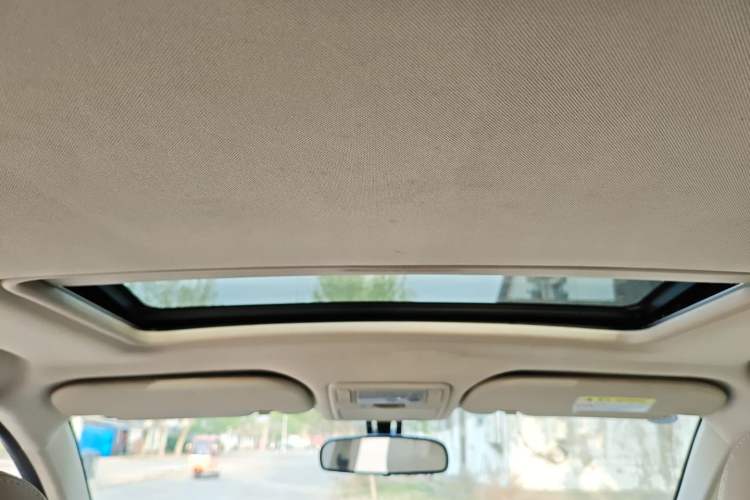 Used Chery Tiggo 5 2014 2.0L Manual - Family Deluxe Edition Headliner