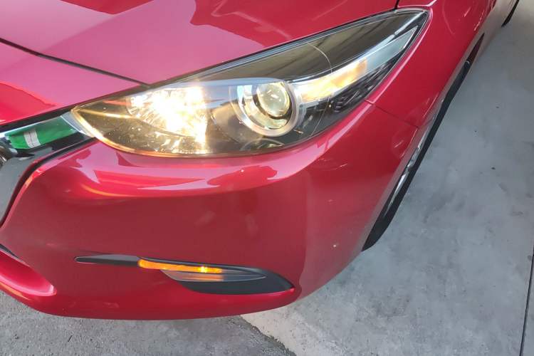 Used Mazda 3 Axela 2019 Cloud-Control Edition Hatchback 1.5L Automatic Comfort Model China VI Standard Left Front Headlight