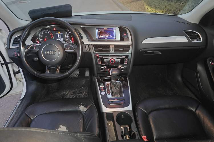 Used Audi A4L 2016 35 TFSI Collector's Edition Automatic Standard Model
