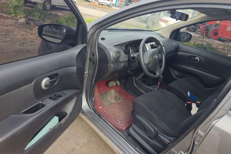 Used Nissan Livina 2015 1.6XE CVT Comfort Edition