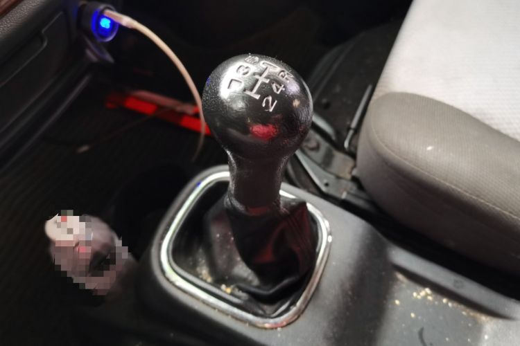 Used CHANGAN KAICHENG Ruixing M60 2020 1.5L Standard Version China VI Van with 5 Seats Equipped with DAM15KR