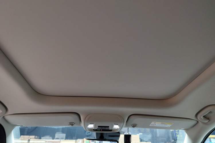 Used Buick Envision 2022 Encore Plus 652T Five-Seat Luxury Model