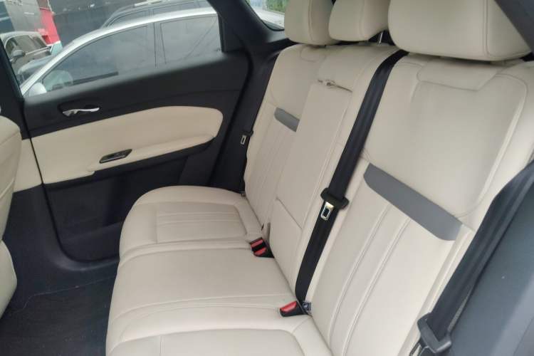 Used Venucia VX6 2023 520 Max
