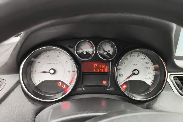 Used Peugeot 308 2013 2.0L Automatic Fashion Edition
