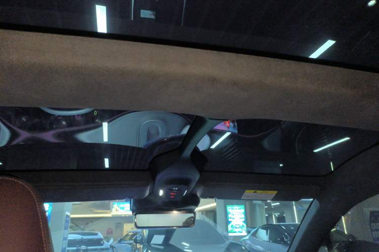 Used Avatr 11 2023 Harmony 116° Four-Wheel Drive Version
