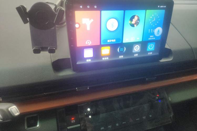 Used Farizon Super VAN 2025 Model Wealth Creation Version—Long Wheelbase High Roof 106kWh Audio And AC Panel