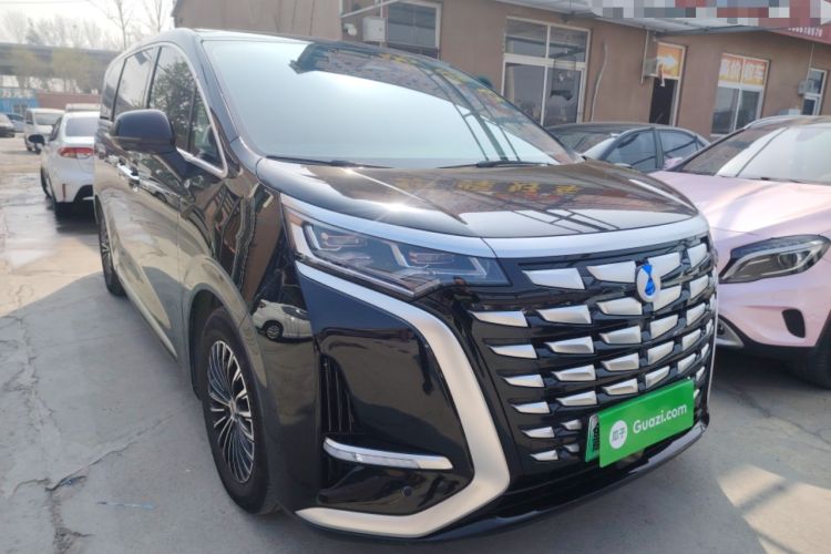 Used Denza D9 2022 DM-i 970 Four-Wheel Drive Prestige Model