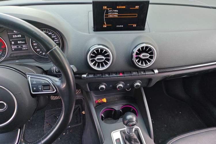 Used Audi A3 2015 Limousine 35 TFSI Millionth Anniversary Intelligent Leading Model
