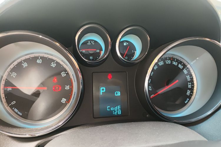 Used Buick GT 2014 XT 1.6T Automatic Fashion Sport Edition