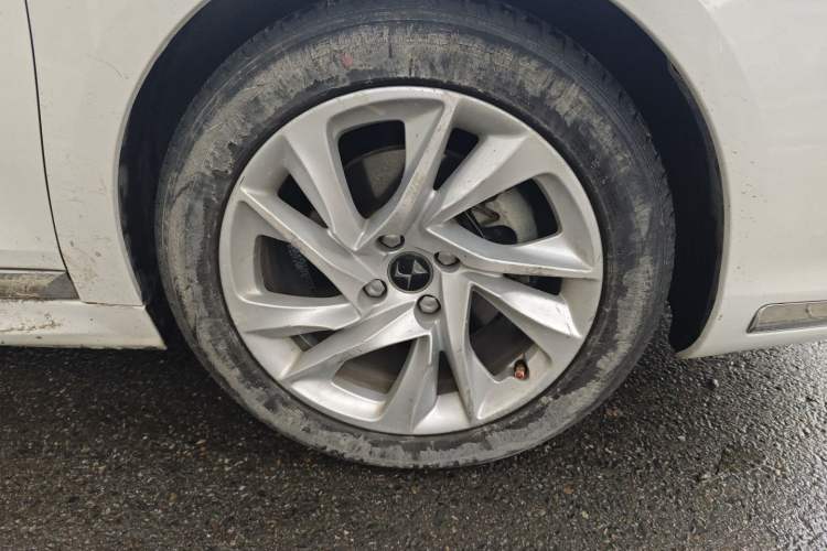 Used DS 5LS 2015 1.6T Comfort Edition THP160