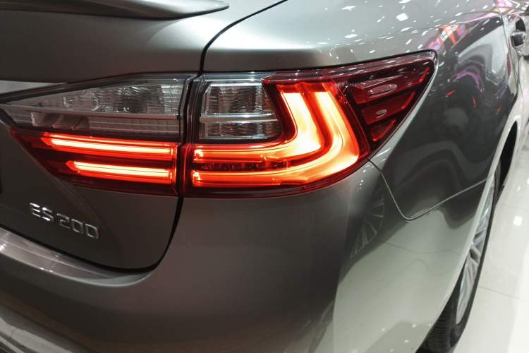 Used Lexus ES 2015 200 Elite Edition