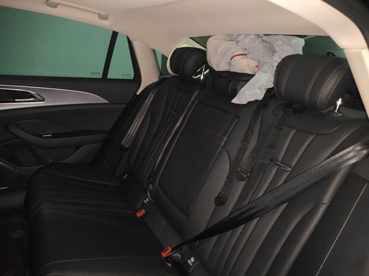 Hongqi H5 2023 1.5T DCT Smart Connect Flagship Edition - Chinese Trim Yue — снимка 17