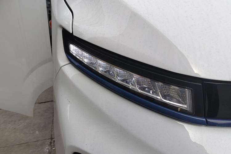 Used Jinbei E6 2026 Model, Standard Version, Long Roof, 6 Seats