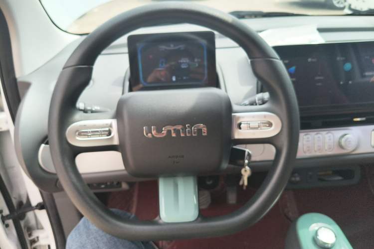 Used CHANGAN NEVO Lumin 2025 205km Refreshing Edition Steering Wheel