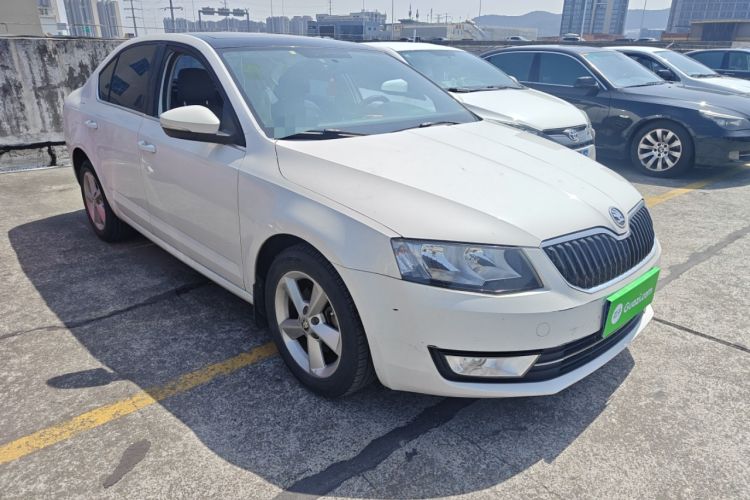 Used Skoda Octavia 2015 1.6L Manual Yijun Edition
