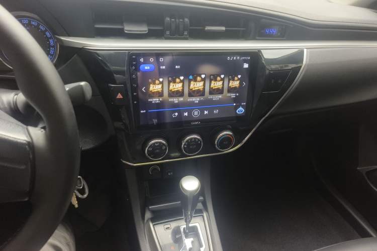 Used Toyota Corolla 2014 1.6L CVT GL-i Audio And AC Panel