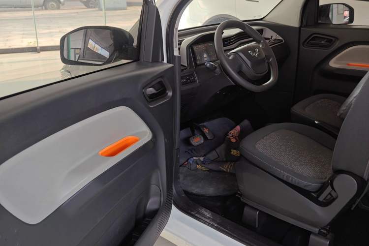 Used Wuling Hongguang MINIEV 2020 Freedom Version Lithium Iron Phosphate