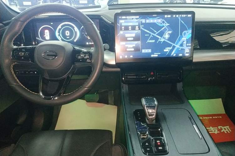 Used GAC Trumpchi ES9 2024 PHEV with 143 km Max
