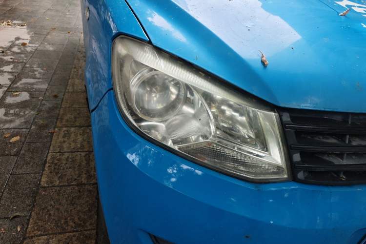 Used Dongfeng Fengon 330 2016 1.2L Manual Base Version DK12-07 Right Front Headlight