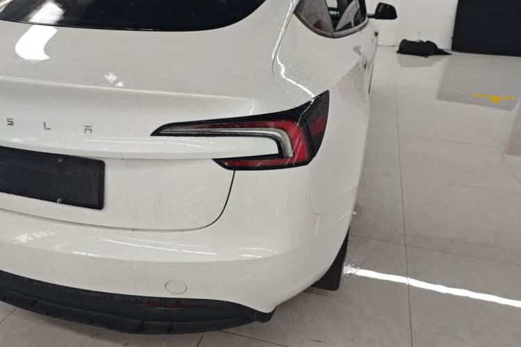 Used Tesla Model 3 2023 Rear-Wheel-Drive Version