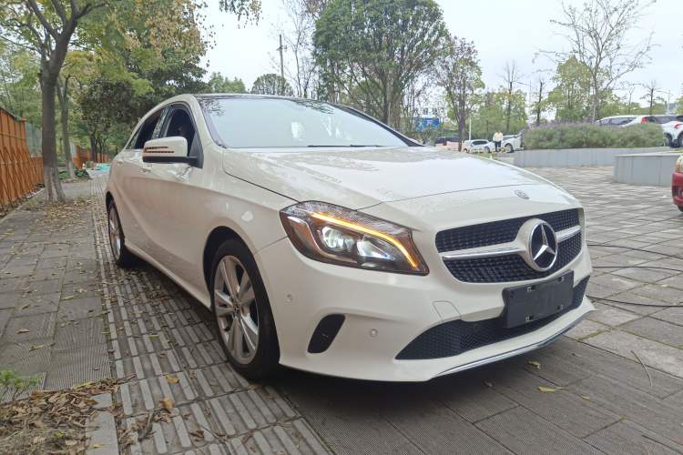 Used Mercedes-Benz A-Class (Import) 2017 Revised A 200 Dynamic Edition
