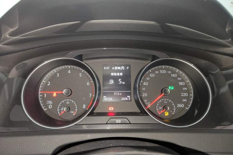 Used Volkswagen Golf 2020 Zhiai Edition 200TSI DSG Comfortable & Ambitious Version Instrument Cluster