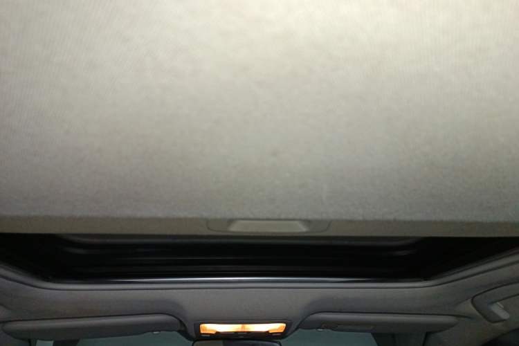 Used Toyota Corolla 2017 Revised Dual-Engine 1.8L E-CVT Leading Edition
