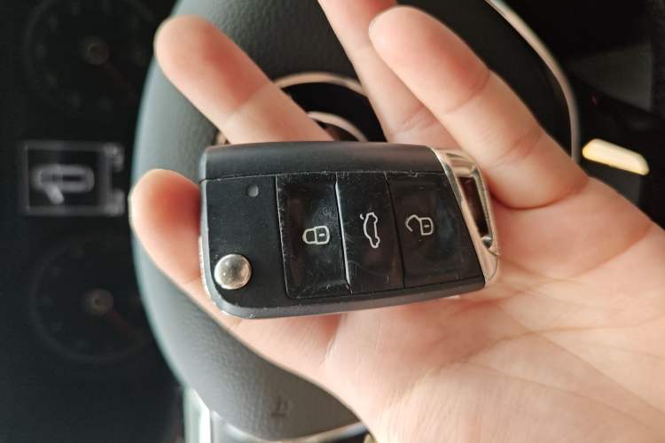 Used Volkswagen Tharu 2021 280TSI Two-Wheel Drive Comfort Edition Vehicle Key