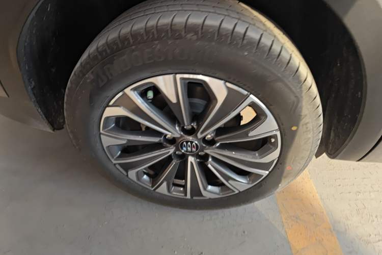 Used Buick Envision 2025 25T Entry-Grade Platinum Edition
