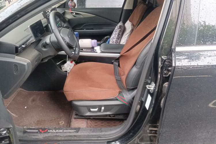 Used Wuling Xingguang 2024 Co-Creation Edition 510 Advanced Model
