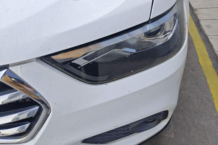 Used Haval H6 2017 Blue Label Sport Edition 1.5T Manual Two-Wheel Drive Elite Model Left Front Headlight