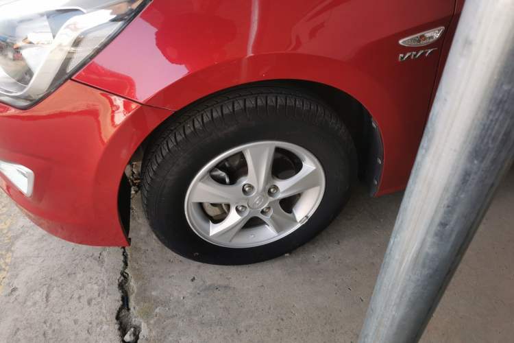 Used Hyundai Verna Ray 2014 1.4L Manual GLX
