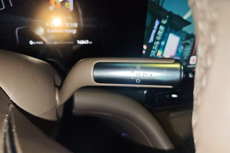 Used Hima AITO M9 2025 Extended-Range Ultra Version 52 kWh 6-Seater