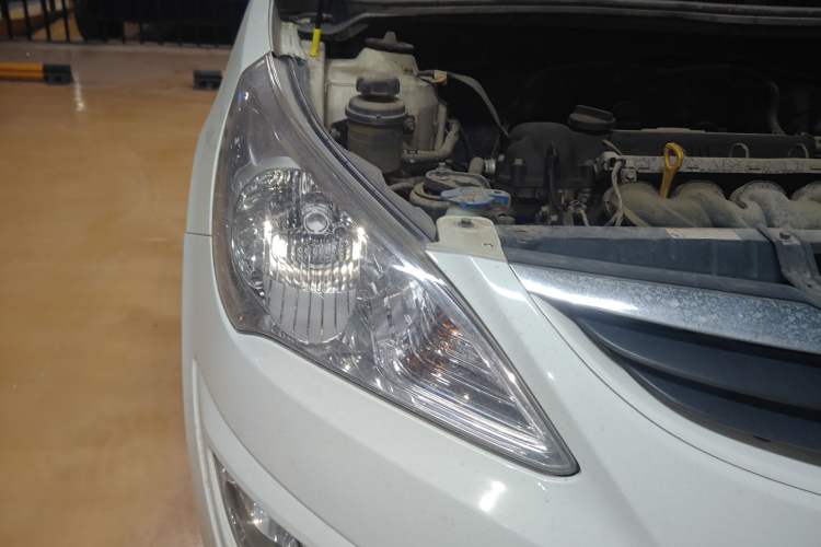 Used Hyundai Verna (older generation) 2010 Sedan 1.4L Manual Comfort GS
