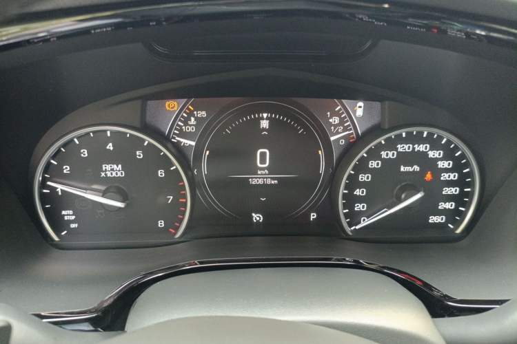 Used Cadillac XT5 2018 25T Luxury Model