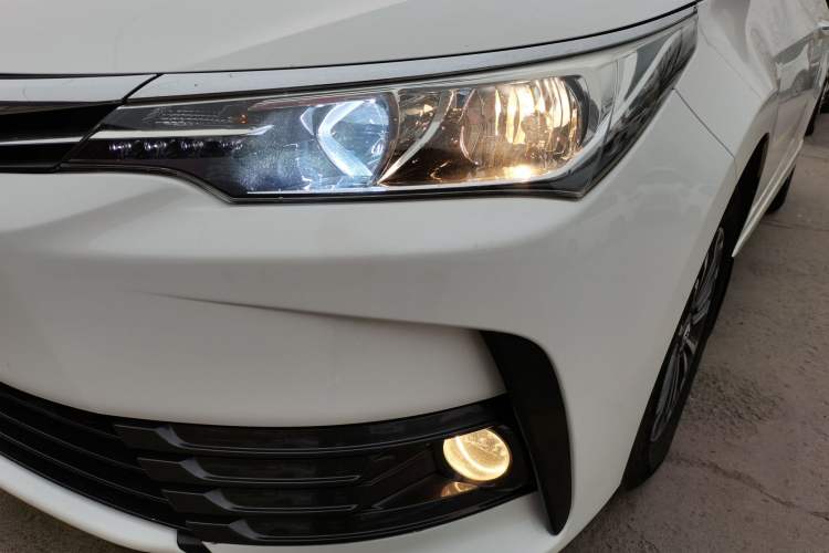 Used Toyota Corolla 2017 Revised Version 1.2T S-CVT GL-i
