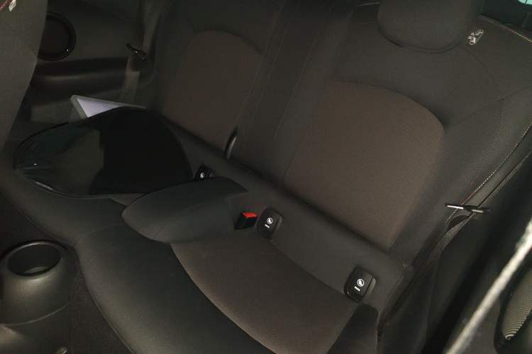 Used MINI 2014 1.5T COOPER Fun