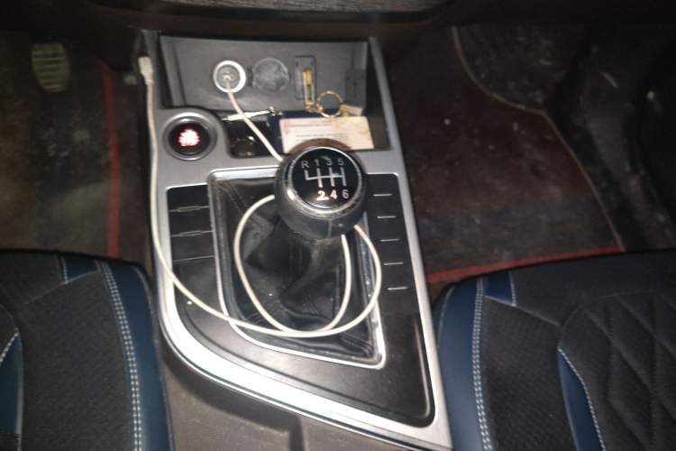 Used FORTHING Joyear X5 2017 Jingxiang Series 1.5T Manual Luxury Model