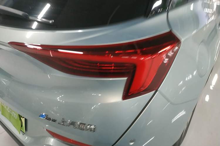 Used Buick Velite 6 2022 Plug-in Hybrid Connected Fashion Model
