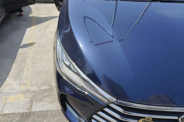 Used BYD Song MAX 2017 1.5T Automatic Smart Connect Prestige 7-Seater Right Front Headlight