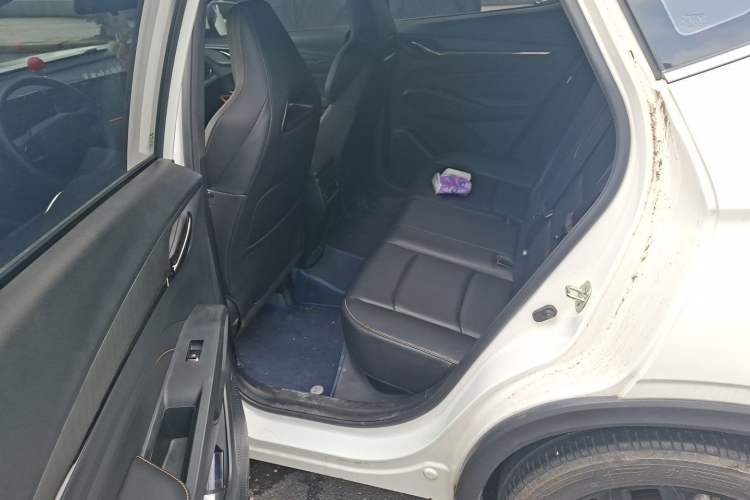 Used CHANGAN OSHAN X5 PLUS 2023 Revised 1.5T DCT Excellence Edition