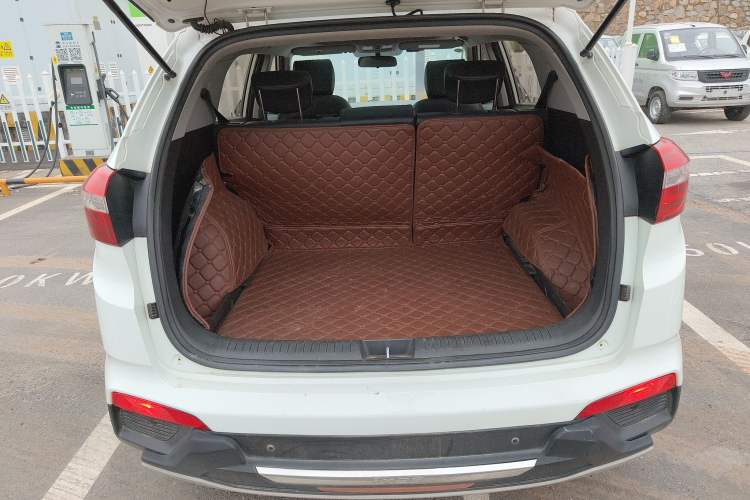 Used Hyundai ix25 2015 1.6L Automatic Two-Wheel Drive Smart GLS Trim
