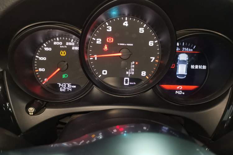 Used Porsche Macan 2018 Macan 2.0T