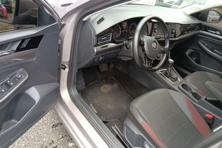 Used Volkswagen Bora 2019 Revised Version 1.5L Automatic Comfort Edition China VI Standard Driver Seat