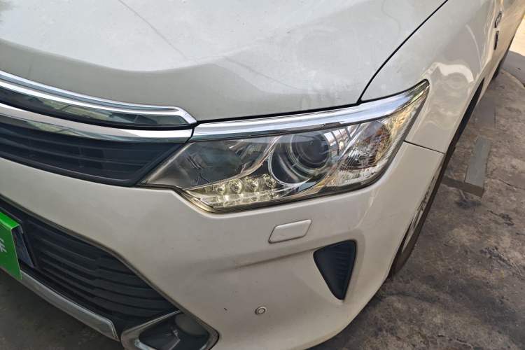 Used Toyota Camry 2016 Dual-Engine 2.5 HG 10th Anniversary Deluxe Navigation Edition