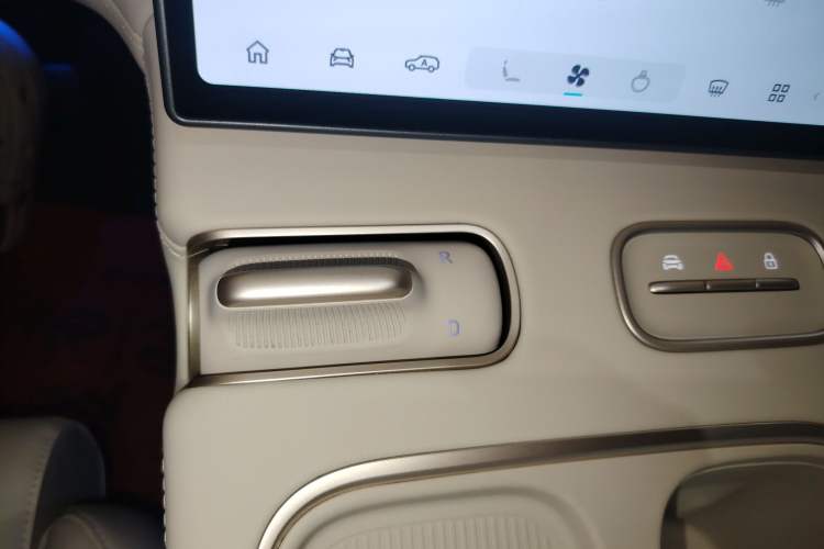 Used Nio ES6 2024 75 kWh Gear Lever