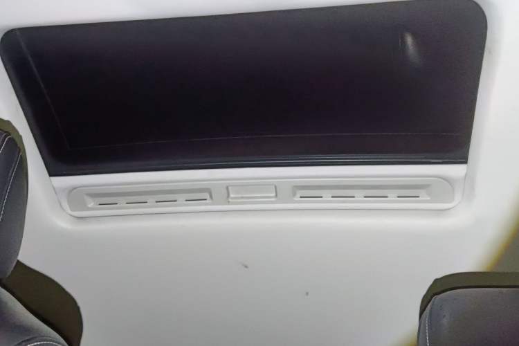 Used Roewe i5 2020 1.5L Automatic 4G Connect Luxury Flagship Edition