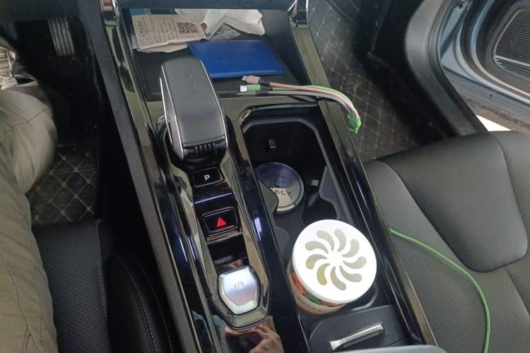 Used Geely Auto Emgrand X7 Sport 2023 Boyue COOL 1.5TD Smart Model Gear Lever