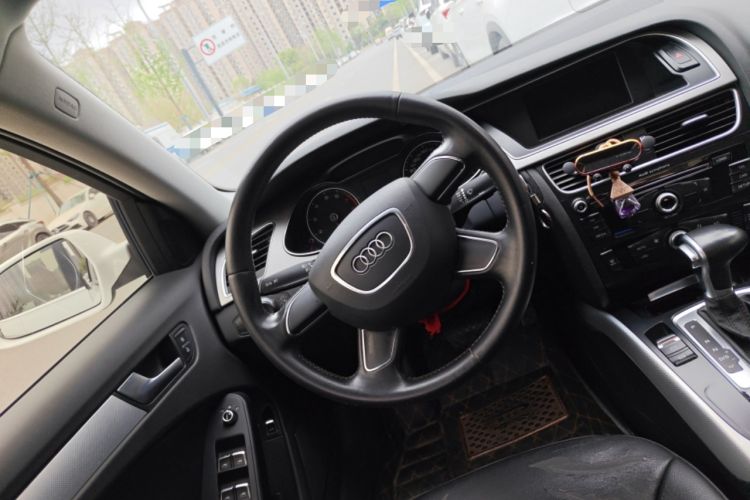 Used Audi A4L 2016 30 TFSI Automatic Comfort Model Steering Wheel