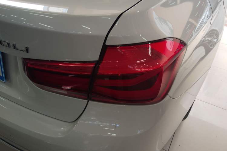 Used BMW 3 Series 2017 320Li Fashion Model
